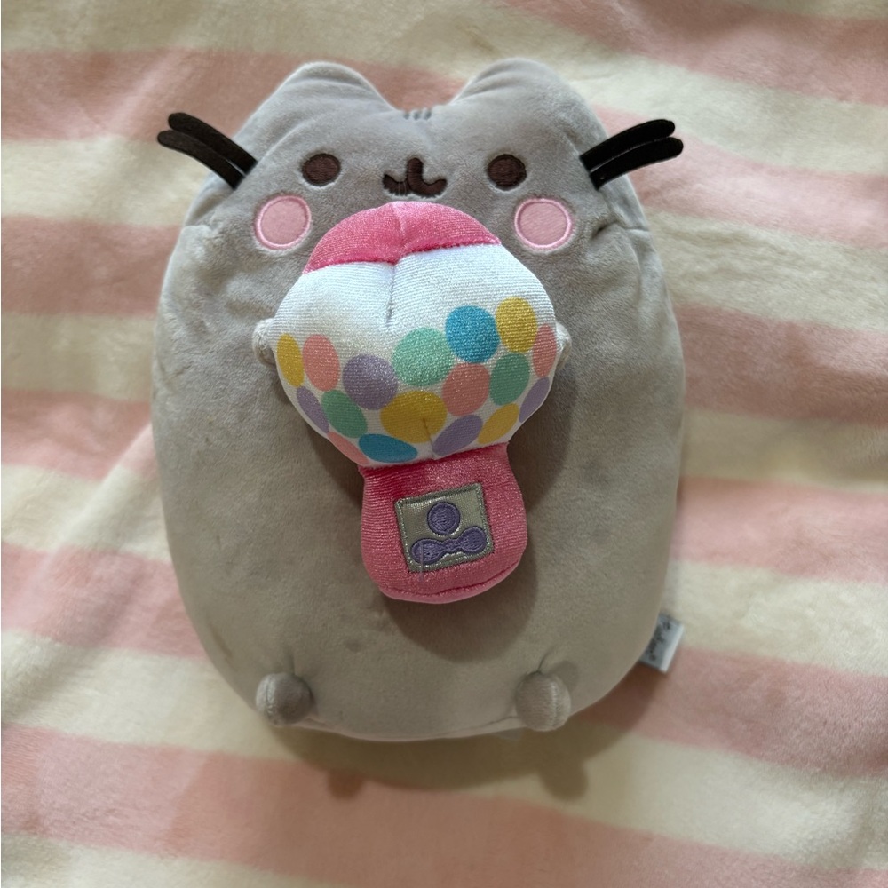 Exclusive IT'SUGAR Gumball Machine Pusheen